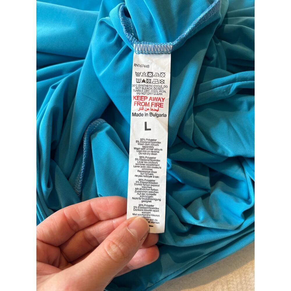 Evening ready maxi dress Pretty Little Thing Petite Blue Slinky  Size Large - Picture 11 of 13